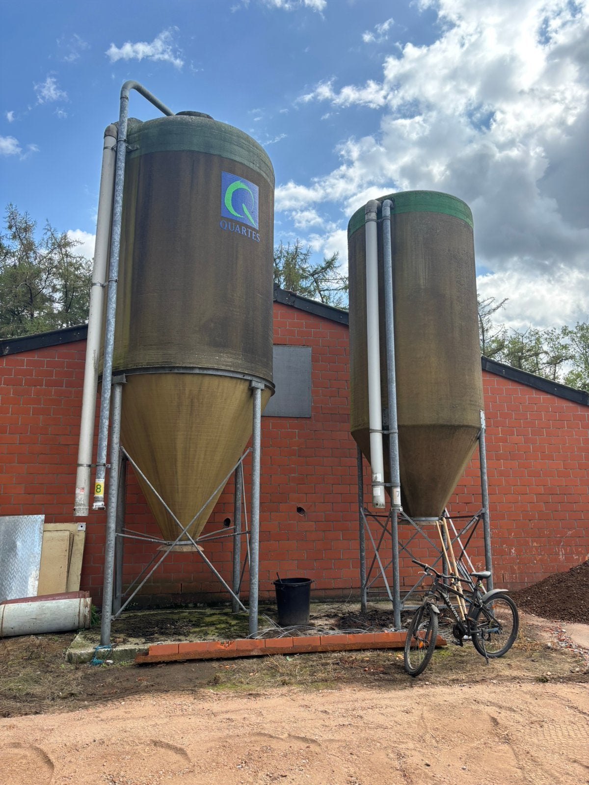 Meel silo’s, Zakelijke goederen, Ophalen