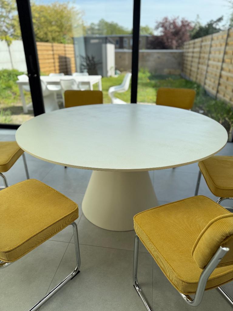 Eettafel wit, diameter 150cm, Huis en Inrichting, Ophalen, Kunststof, Gebruikt, 150 tot 200 cm