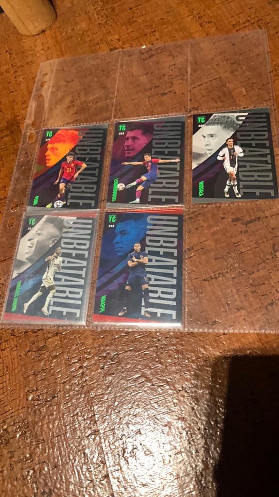 5 IMBATTABLES contre Topps, Collections, Articles de Sport & Football, Enlèvement ou Envoi, Neuf