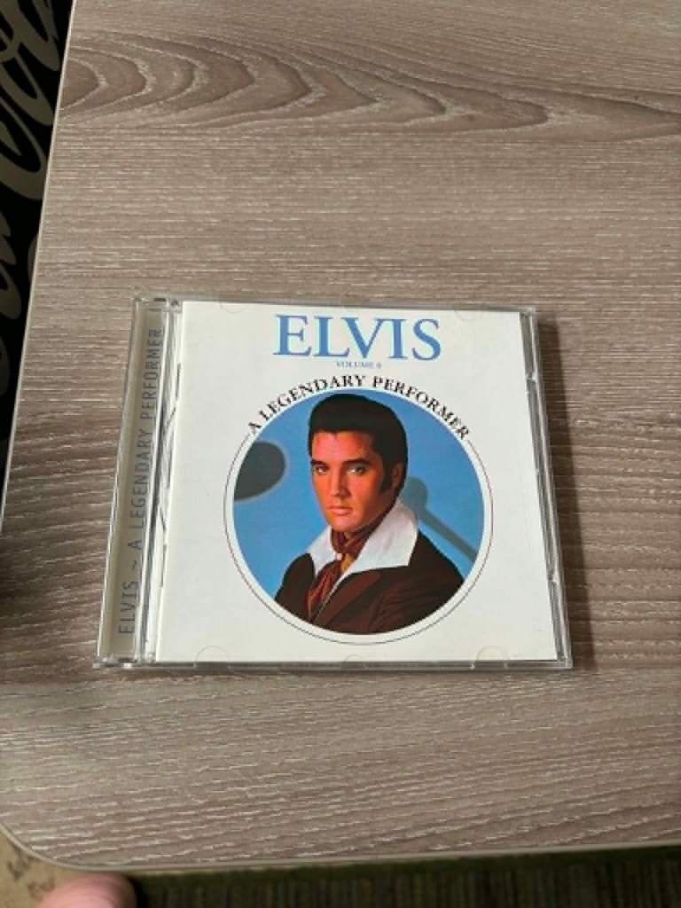 Elvis bootleg cd, A legendary performer volume 8 van Madison, Cd's en Dvd's, Cd's | Rock, Ophalen of Verzenden, Zo goed als nieuw