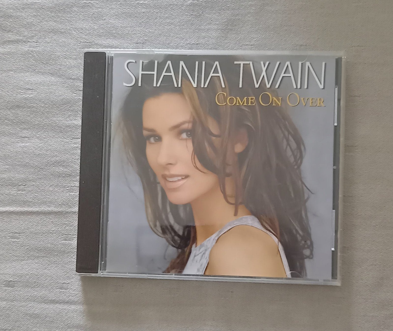 Cd: Shanai Twain - Come on over., CD & DVD, CD | Country & Western, Enlèvement, Utilisé