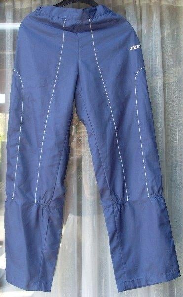 Sportbroek van Junior Fashion maat 152, Kinderen en Baby's, Gebruikt, Jongen of Meisje, Sport- of Zwemkleding, Ophalen of Verzenden