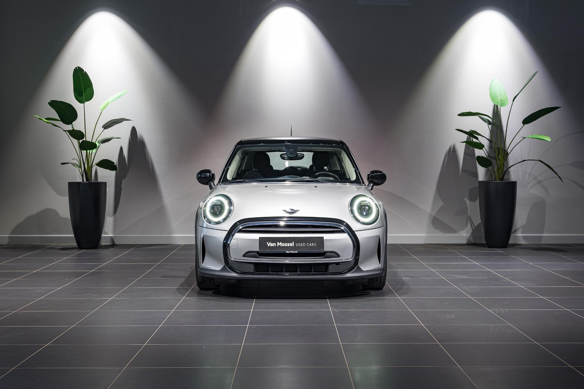 MINI Cooper (automatique), 100 kW, Argent ou Gris, Achat, Entreprise