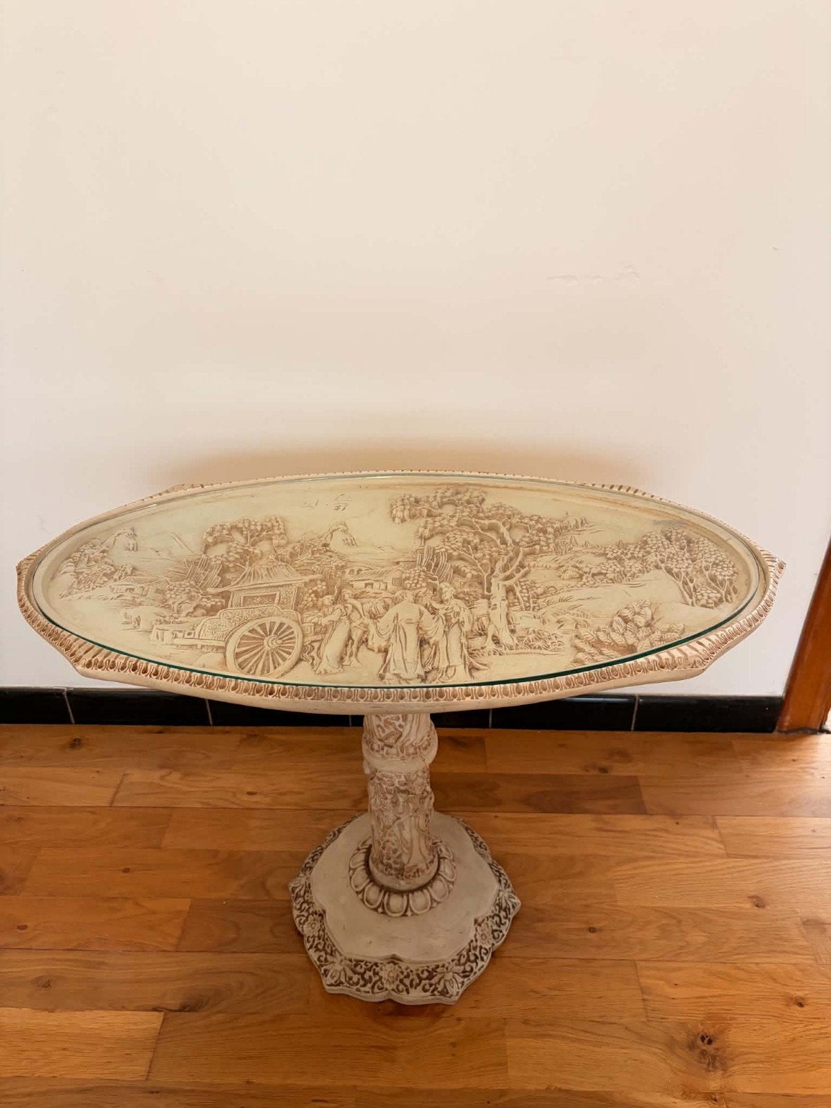 Zeer mooi vintage tafeltje met aziatisch bloesem tafereel., Ophalen