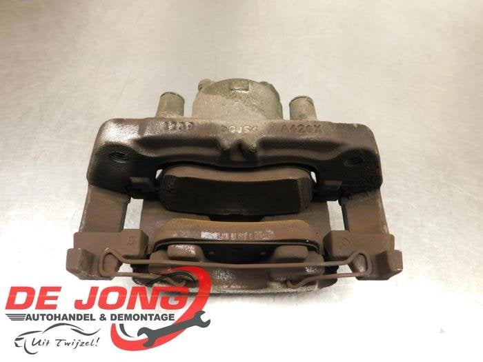 Etrier de frein (pince) avant gauche d'un Ford Focus, -, 3 mois de garantie, -, -