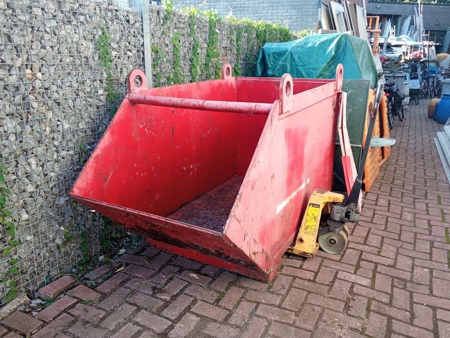 puinbak, Zakelijke goederen, Ophalen