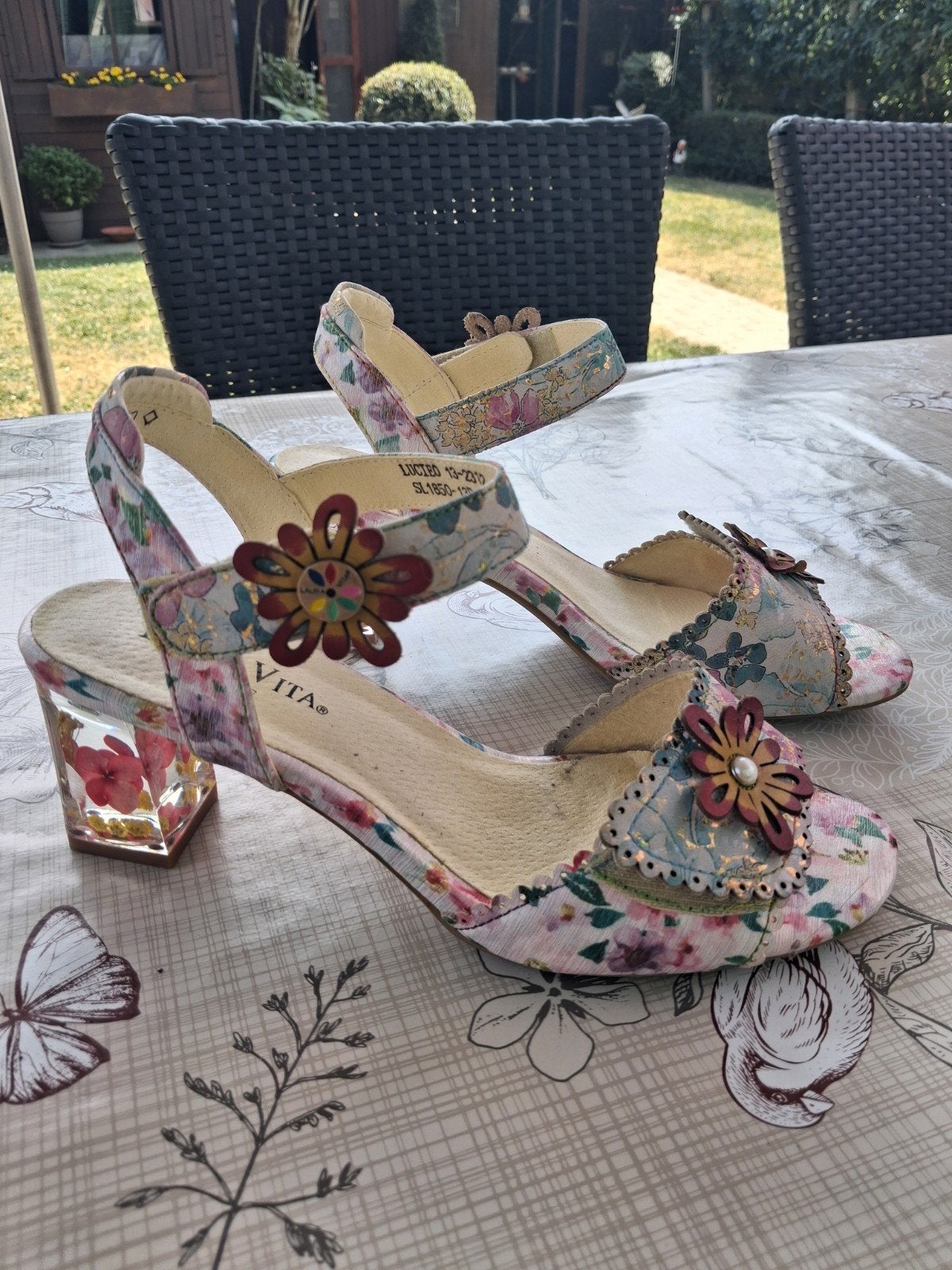 Hakken pumps Laura vita meerkleurige maat 39, Kleding | Dames, Schoenen, Pumps, Overige kleuren, Nieuw, Ophalen of Verzenden