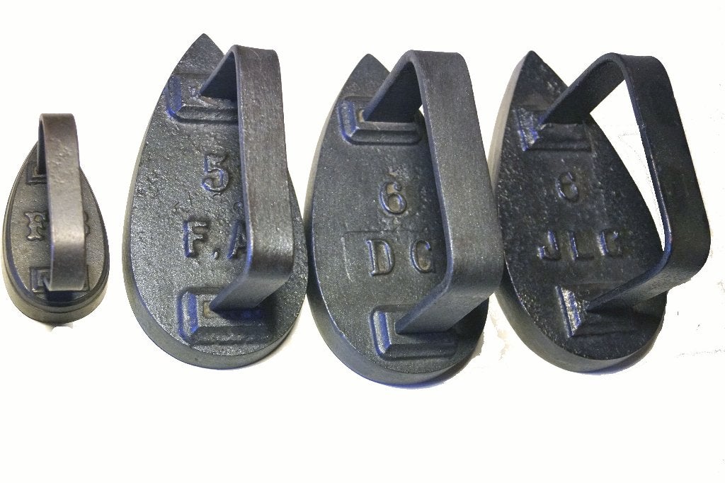 Set van 4 verschillende, antieke strijkbouten, Ophalen of Verzenden