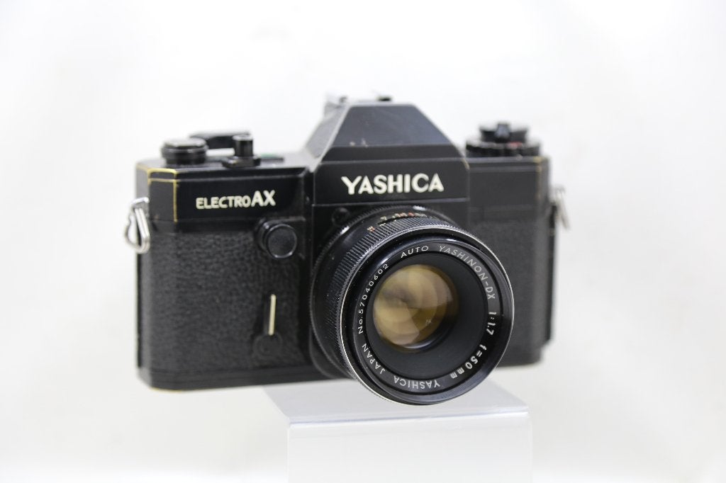 FILM CAMERA SLR YASHIKA, TV, Hi-fi & Vidéo, Enlèvement ou Envoi, Utilisé, Reflex miroir, Autres Marques