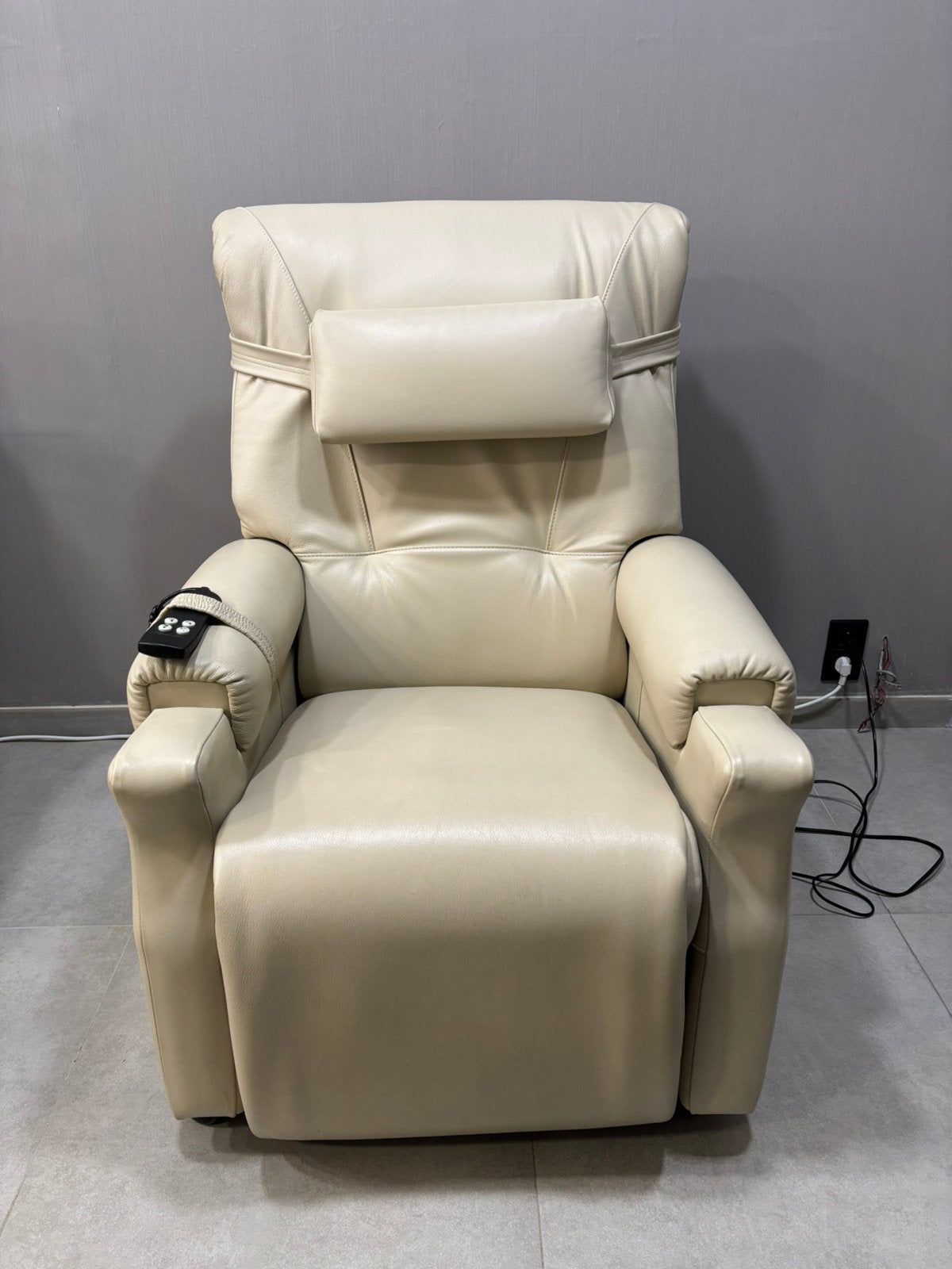 Fauteuil inclinable électrique Revilax à 3 moteurs !, Enlèvement ou Envoi, Comme neuf, Cuir, Relaxzetel fauteuil relax zetel relaxfauteuil relaxstoel