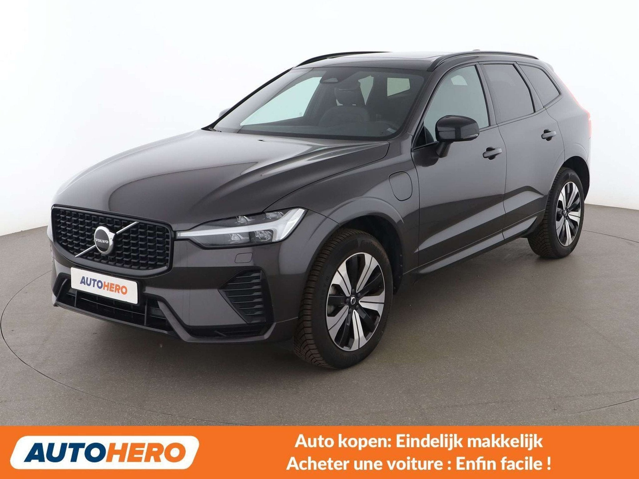 Volvo XC60 2.0 T6 Recharge Plug-in Hybrid Plus Dark AWD, Autos, Volvo, Cuir, Argent ou Gris, Achat, Euro 6