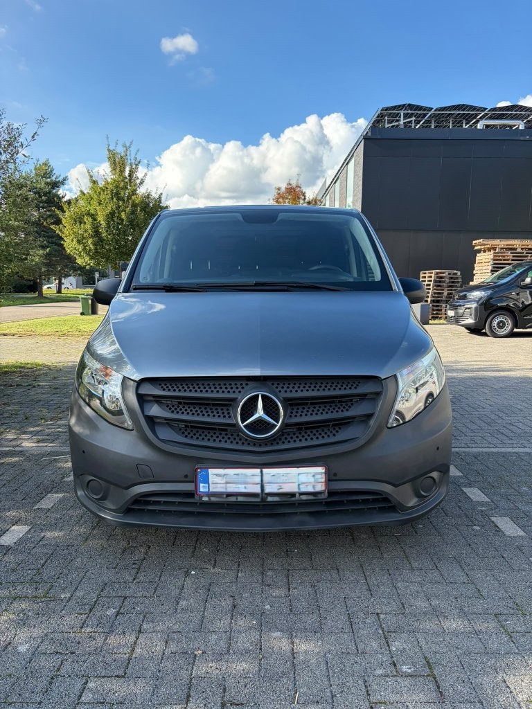 Mercedes Vito 2020 122 km, Achat, Euro 6, 3 places, Boîte manuelle