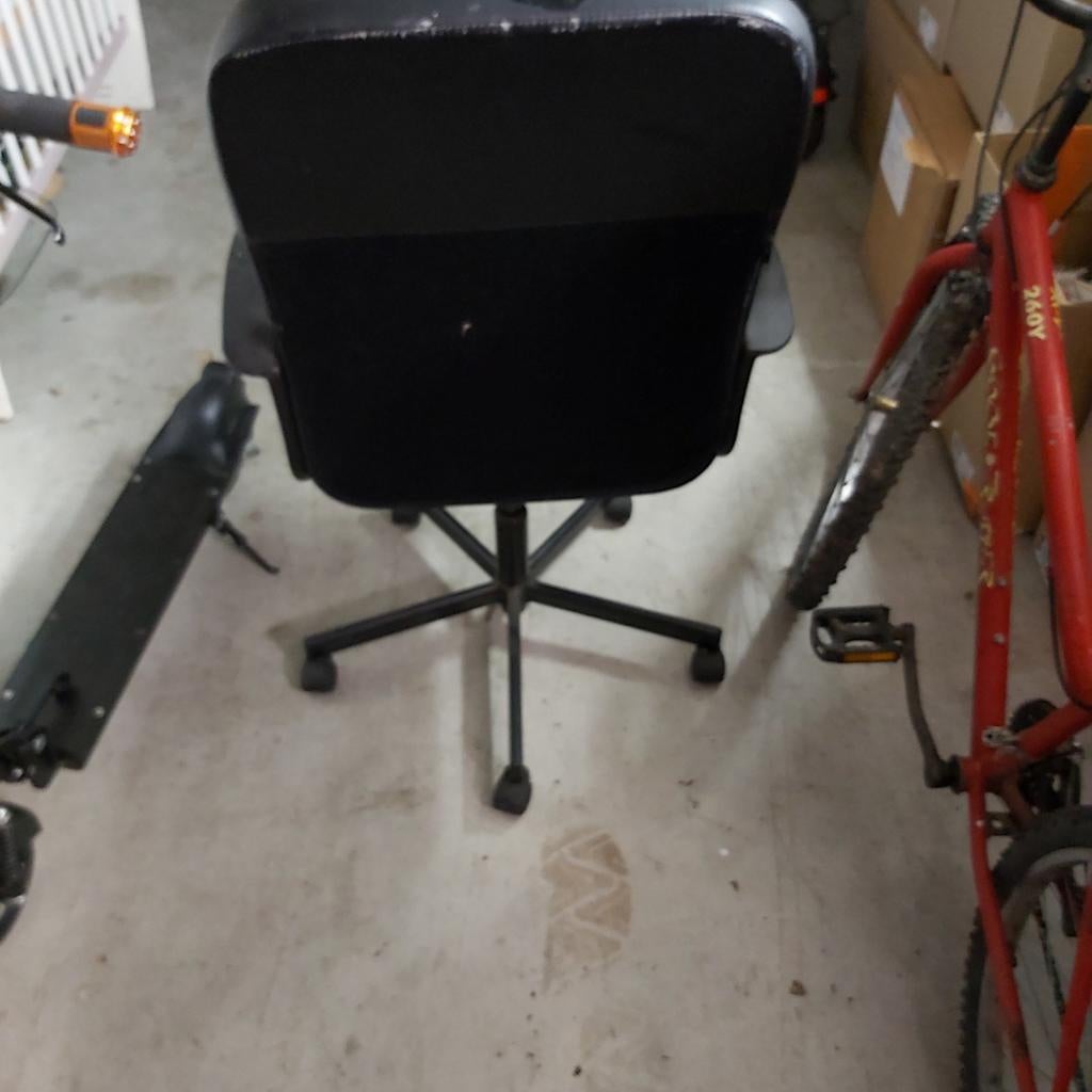 Chaise de bureau  bon état, Enlèvement, Chaise de bureau