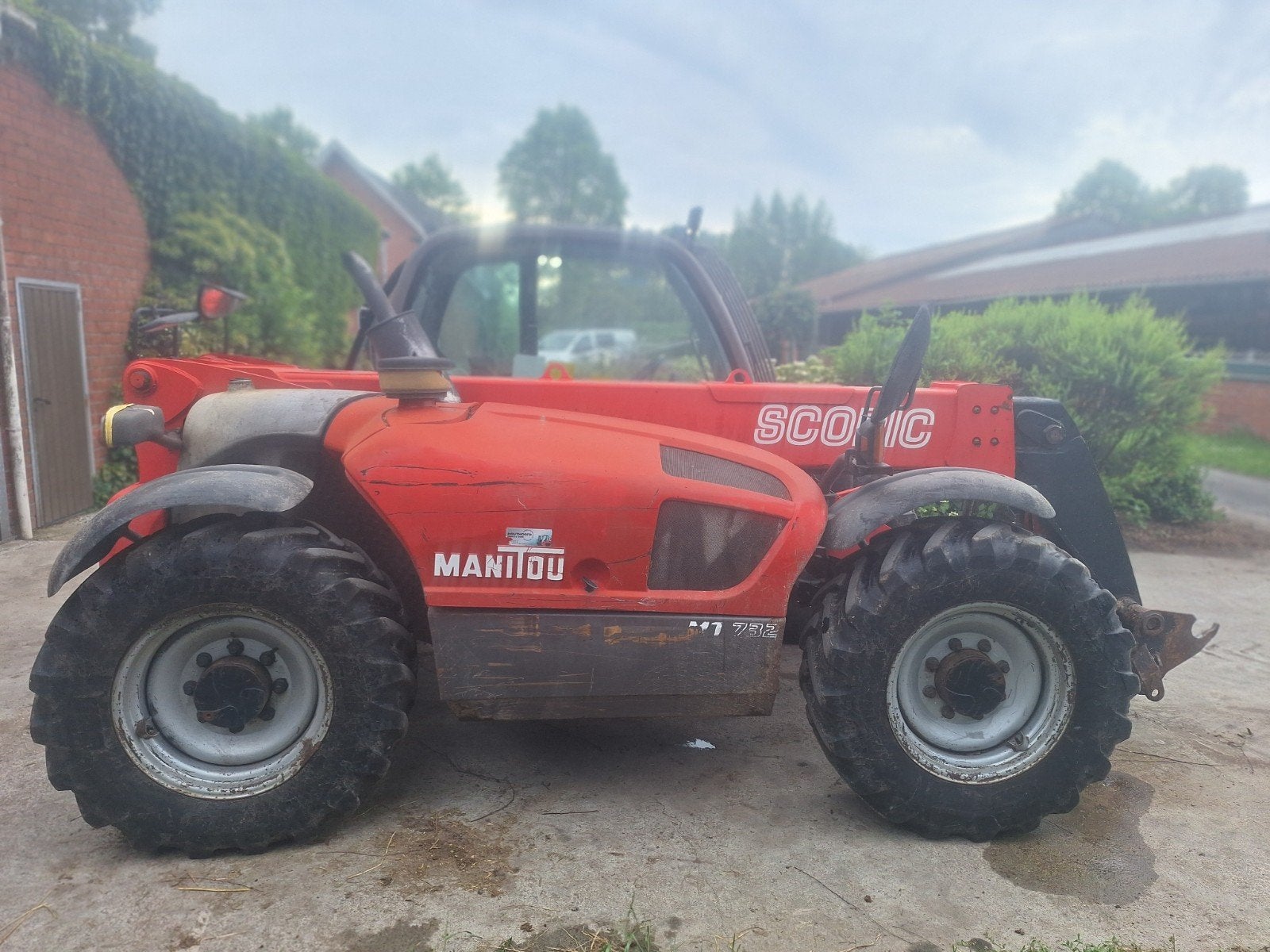 Verreiker manitou, Zakelijke goederen, Ophalen
