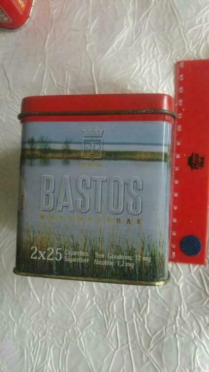 Vintage Boîte metal vide Bastos, Verzamelen, Rookartikelen, Aanstekers en Luciferdoosjes, Ophalen of Verzenden, Gebruikt