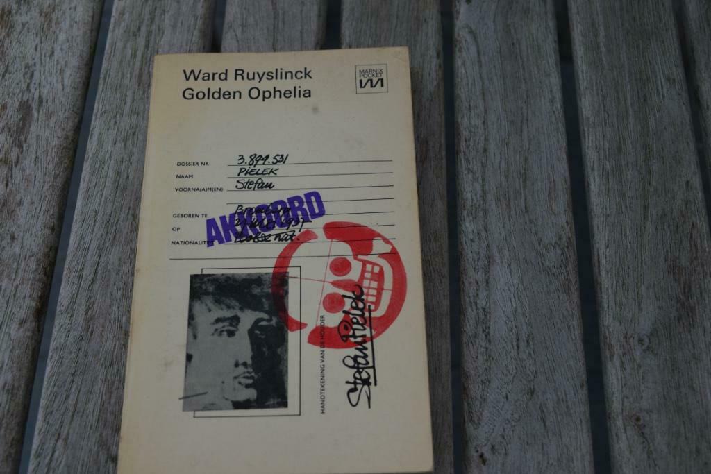 Golden Ophelia.  Ward Ruyselinck., België, Ward Ruyselinck., Ophalen of Verzenden, Zo goed als nieuw
