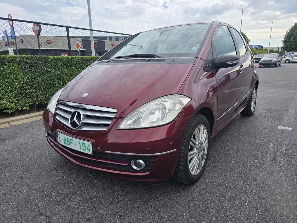 Mercedes A180CDI 2010 Automatique Designo Modèle Euro5, Rouge, Achat, Entreprise, 5 portes