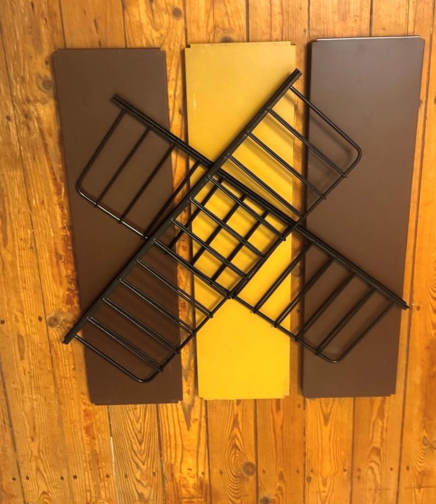 Vintage metalen wandrek, Huis en Inrichting, Woonaccessoires | Wandplanken en Boekenplanken, Ophalen