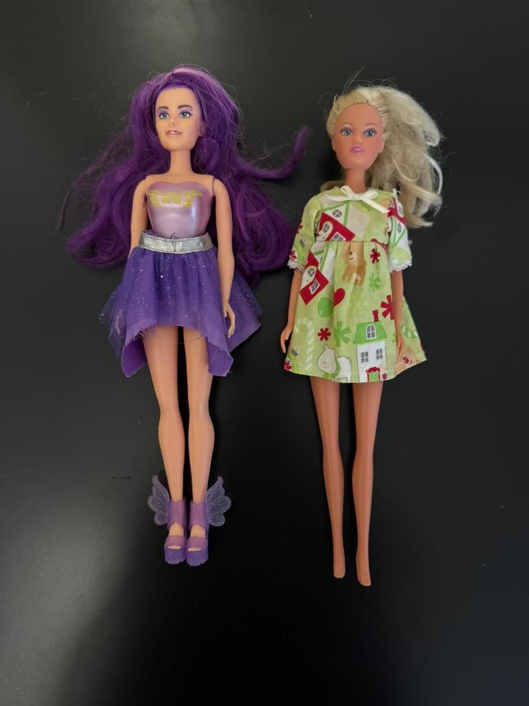 Lot de 2 poupées, Enfants & Bébés, Enlèvement, Utilisé