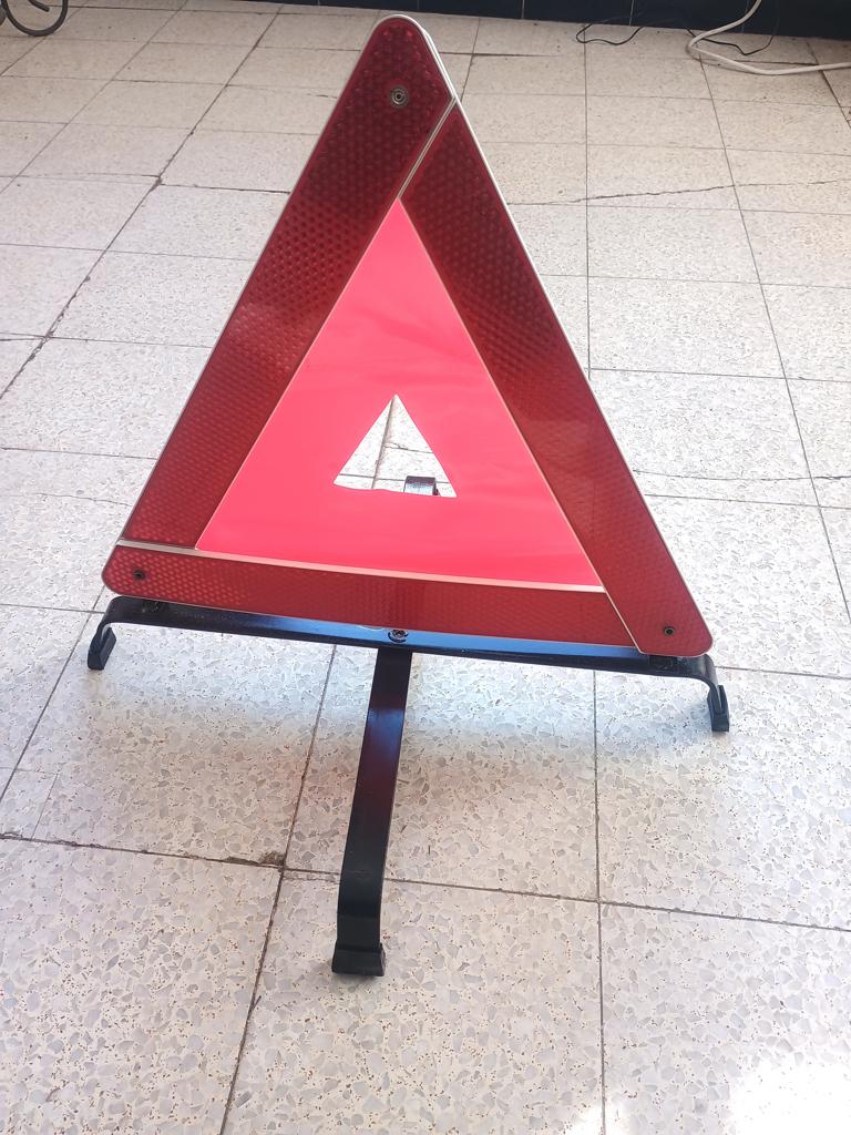 Triangle de présignalisation - Actionline DB 500 - Belmic, Autos : Divers, Accessoires de voiture, Utilisé, Enlèvement