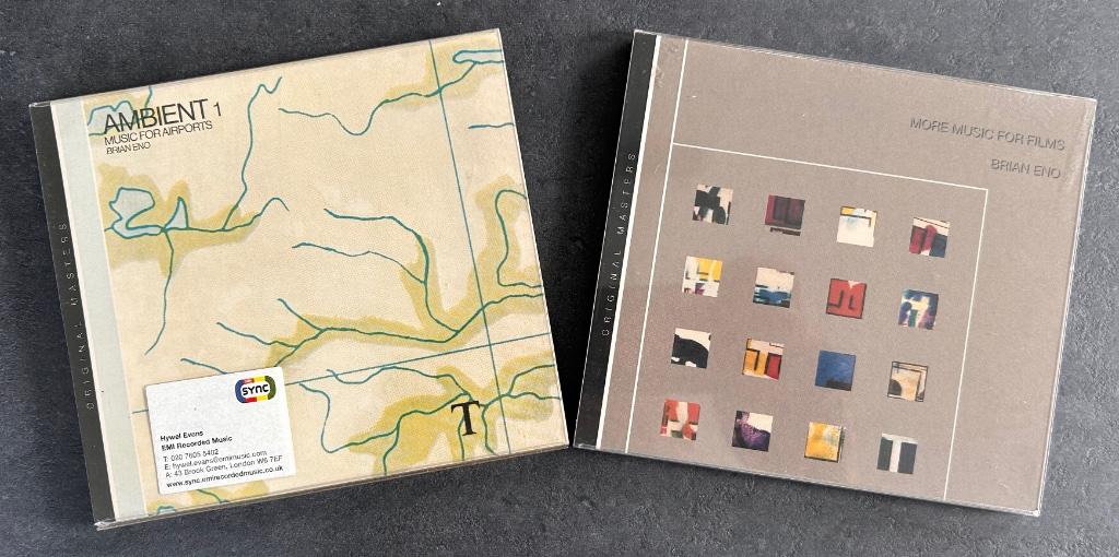 BRIAN ENO - Musique pour les aéroports et plus de musique po, CD & DVD, CD | Instrumental, Envoi, Comme neuf