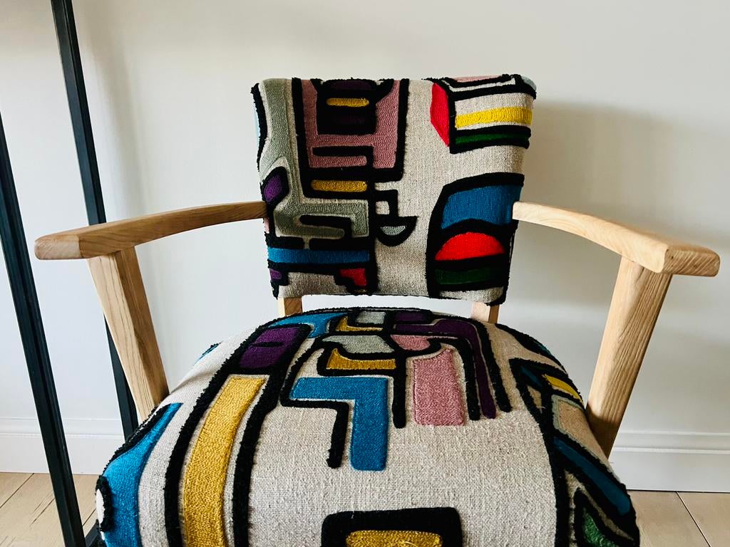 Vintage Chair with new Pierre Frey Fabric, Huis en Inrichting, Ophalen, Zo goed als nieuw, Hout