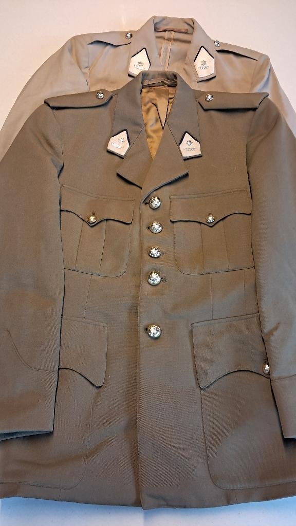 BELGIQUE - ABL - TENUES DIVERSES, Enlèvement ou Envoi, Armée de terre, Vêtements ou Chaussures
