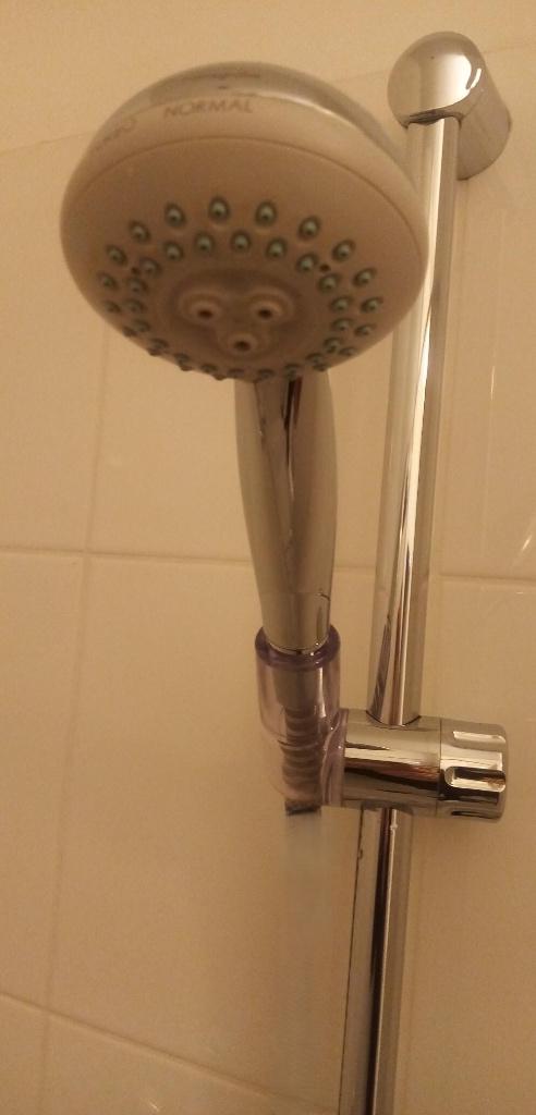 Barre de douche + douche Hansgroe  impeccable, Bricolage & Construction, Enlèvement, Comme neuf, Chrome, Douche