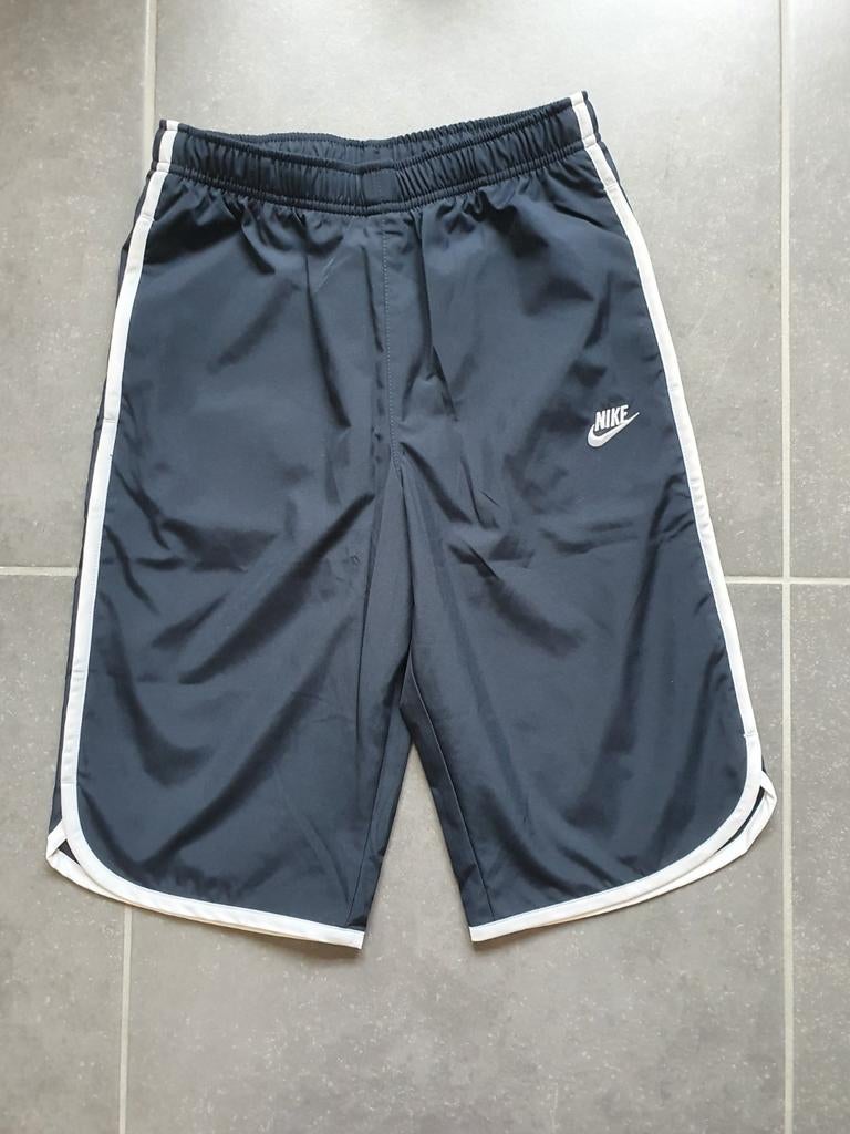 Nieuwe 3/4de broek - Nike - maat 140-152, Garçon, Enlèvement, Nike, Pantalon