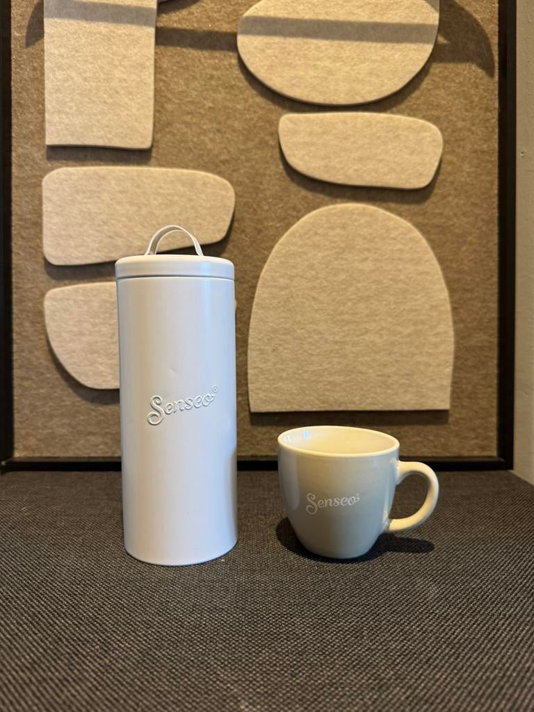 Senseo koffiepads Voorraadbus + mok, Enlèvement ou Envoi, Comme neuf, Autres types, Autres matériaux