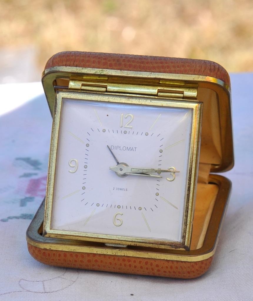 reveil de voyage diplomat boitier beige, Enlèvement ou Envoi