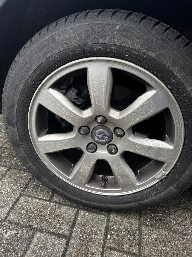Jantes Volvo 16 pouces d'origine avec pneus d'été, Autos : Pièces & Accessoires, Pneus & Jantes, Pneus et Jantes, 16 pouces, Véhicule de tourisme