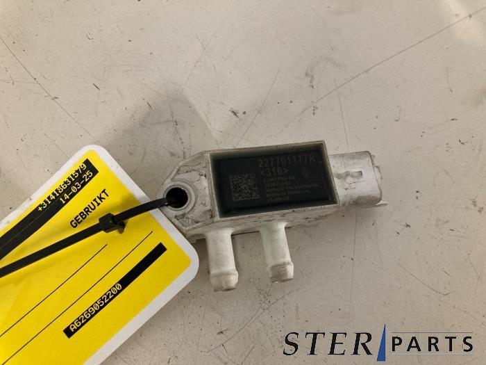 Capteur de pression carburant d'un Mercedes B-Klasse, Autos : Pièces & Accessoires, Enlèvement ou Envoi, 3 mois de garantie, Utilisé