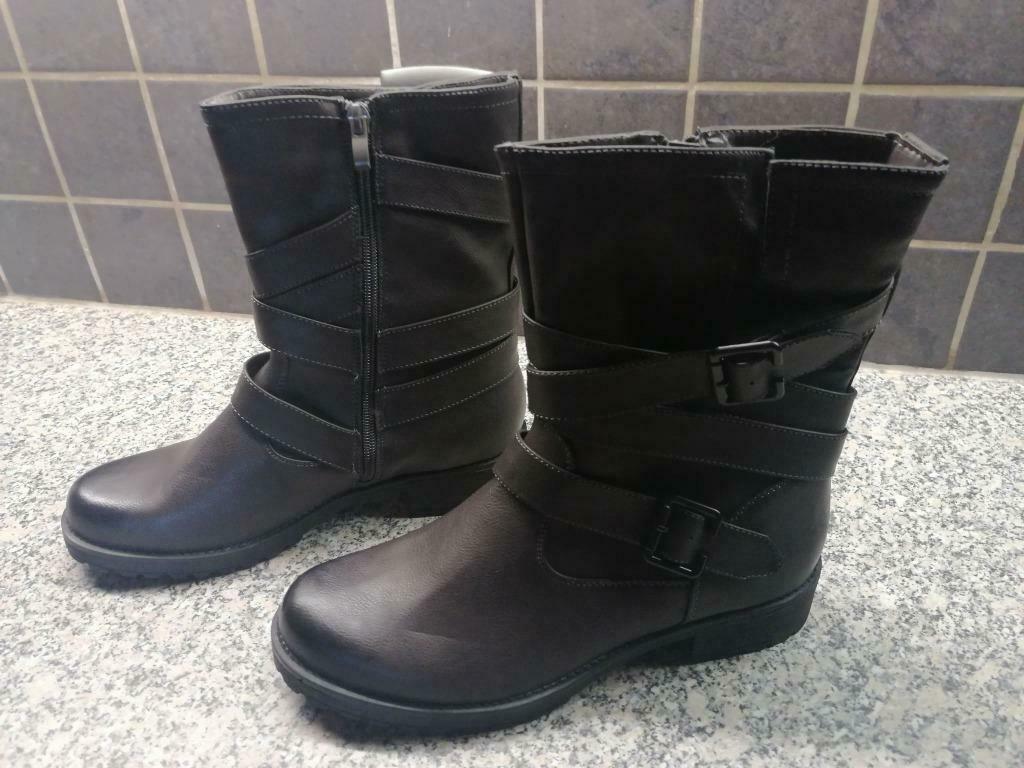 LAARZEN LAAG BEIGE MERK 2-BIZZY -  MAAT 41 – NIEUW NIEUWPRIJ, Beige, Lage of Enkellaarzen, Nieuw, Ophalen of Verzenden