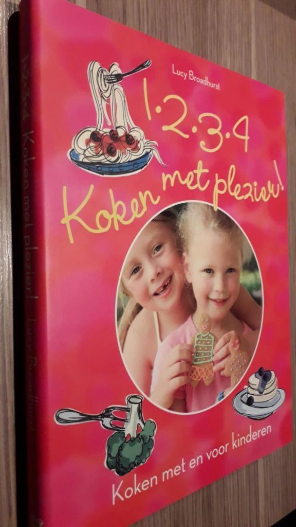 Kookboek "koken met en voor kinderen", Enlèvement ou Envoi, Comme neuf, Lucy Broadhurst