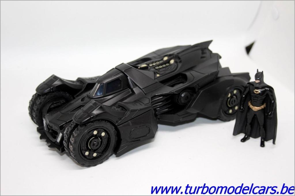 Batman Arkan Knight Batmobile & Batman 1/24 Jada, Hobby en Vrije tijd, Verzenden, Zo goed als nieuw, Auto, Overige merken