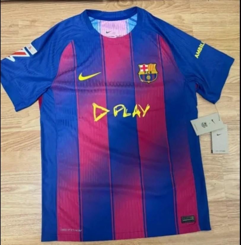 Barcelona Lamine Yamal Voetbalshirt Play Nieuw 2025, Verzenden, Zo goed als nieuw