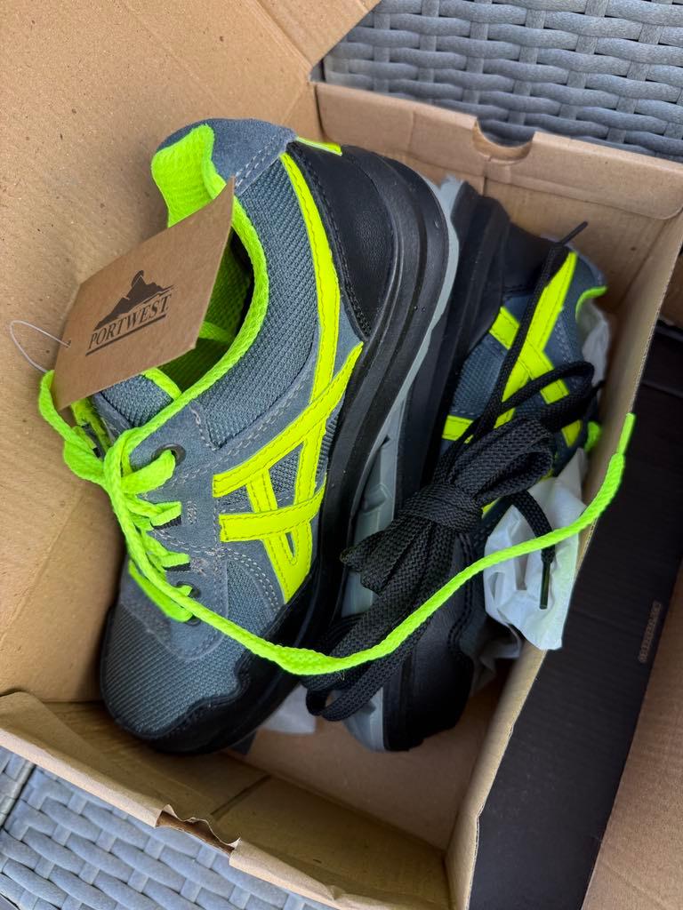 veligheids/werkschoenen Steelite Mersey Trainer, Ophalen, Nieuw