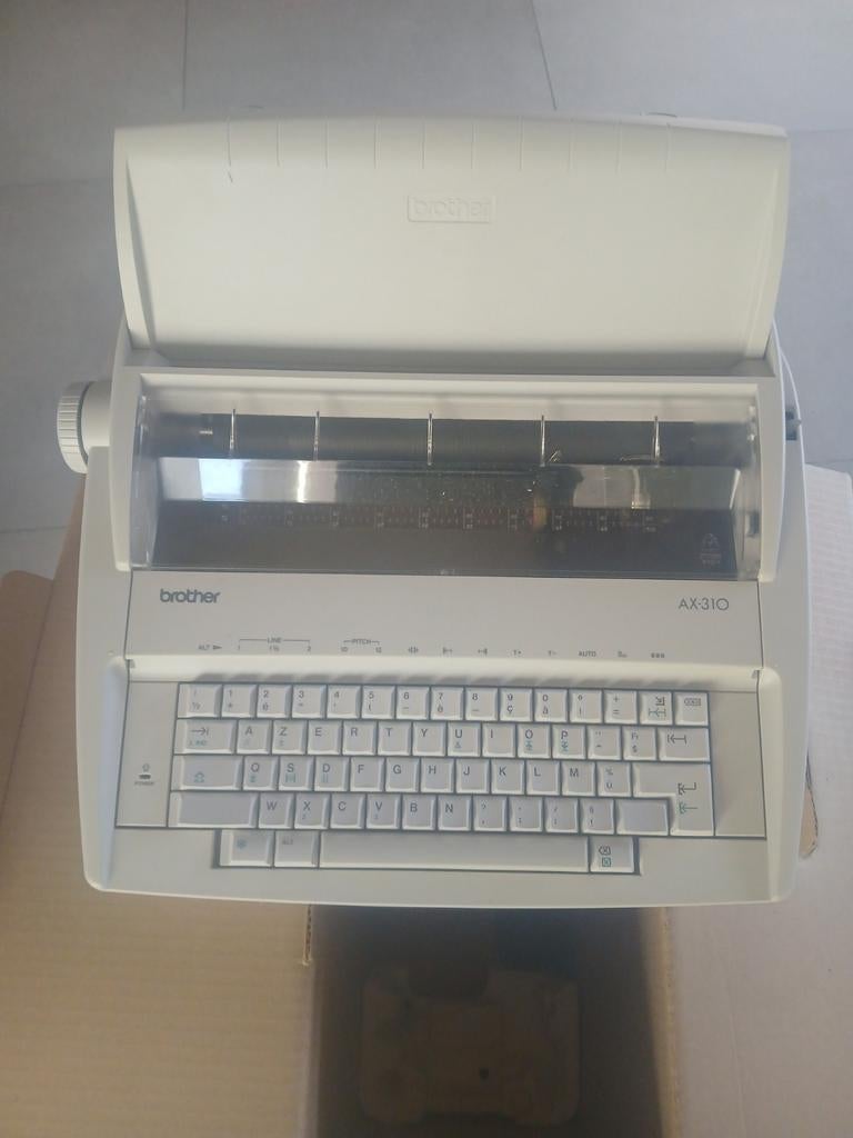 Elektrische typemachine  in zeer goede staat, Enlèvement, Brother