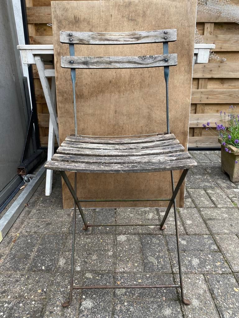 Bistrostoelen (oud) 2 stuks +1 reserve met mooie patina, Jardin & Terrasse, Enlèvement, Utilisé, Métal, Pliant