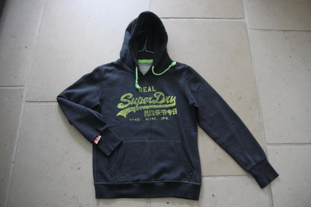 Pull à capuche gris avec capuche "Superdry", Small, Gris, Enlèvement ou Envoi, Porté, Taille 46 (S) ou plus petite
