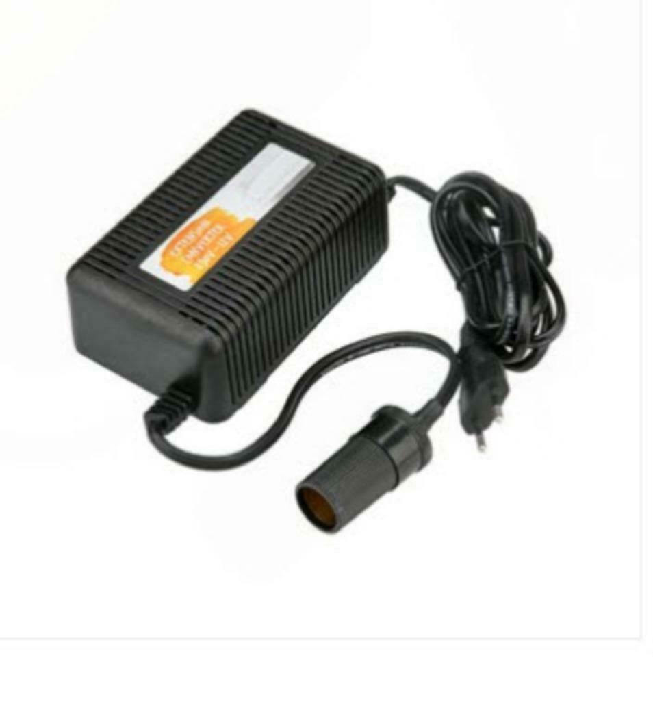 Omvormer 230V/12V 70 W 5 A, Ophalen of Verzenden, Zo goed als nieuw