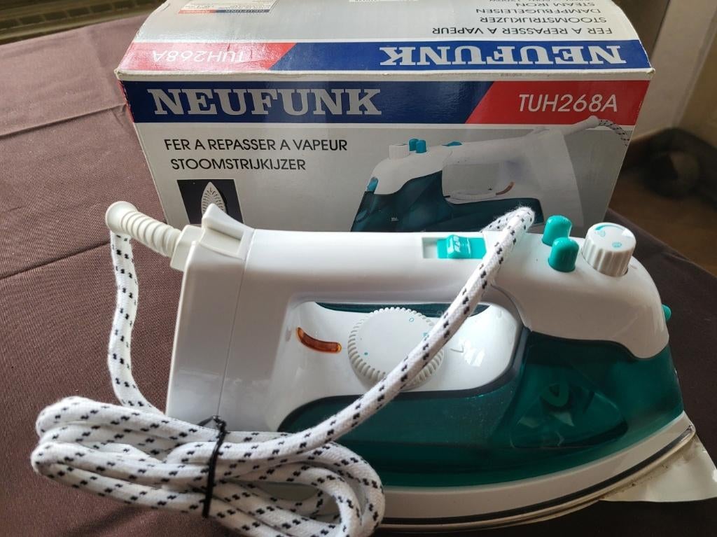 Fer à repasser Neufunk Germany, Electroménager, Enlèvement ou Envoi, Neuf, Fer à repasser avec cordon