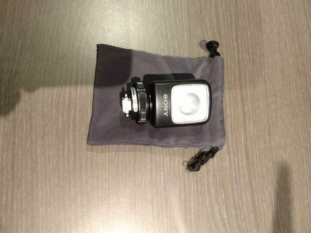 torche vidéo HVL-S3D, TV, Hi-fi & Vidéo, Câbles audio & Câbles de télévision, Utilisé, Autres câbles, Moins de 2 mètres, Enlèvement ou Envoi