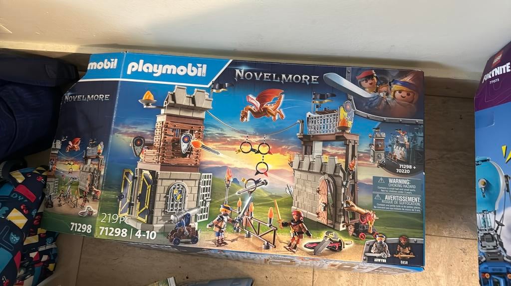 Novelmore playmobil + dragon, Enlèvement, Comme neuf