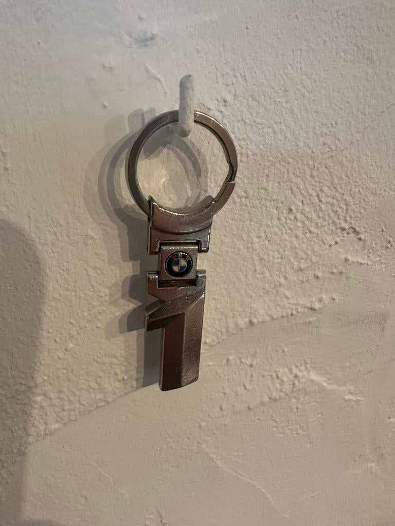 Porte-clés, Verzamelen, Sleutelhangers, Zo goed als nieuw