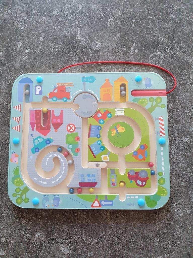 Haba magneetspel stadslabyrint, Kinderen en Baby's, Ophalen, Zo goed als nieuw