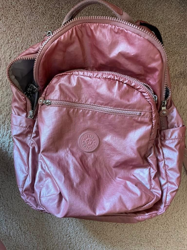 Grand sac a dos Kipling, Enlèvement, Kipling