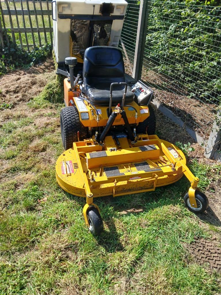 Zitmaaier  Walker diesel, Tuin en Terras, Zitmaaiers, Ophalen, Zo goed als nieuw, Kubota, Opvangbak