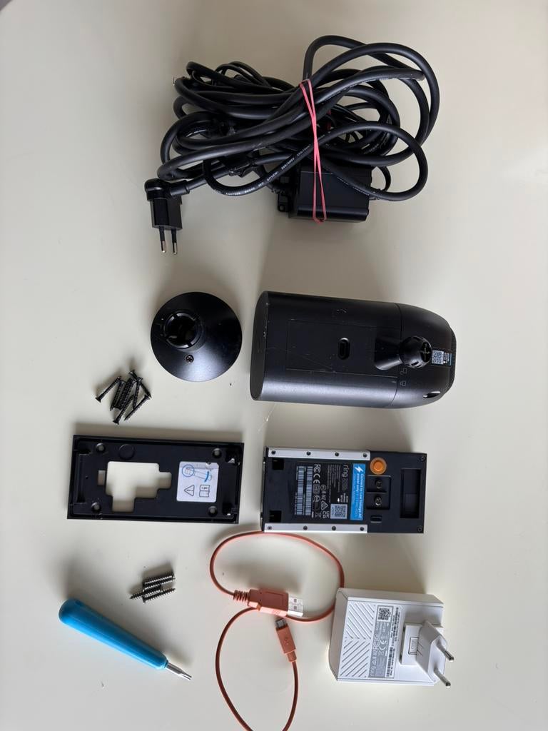 Caméra de sécurité et sonnette, Enlèvement ou Envoi, Compatible avec les smartphones, Utilisé, Sans fil